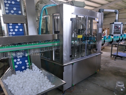 Pequeña escala 2000 - máquina que capsula de la máquina de rellenar de la bebida de 4000BPH SUS304